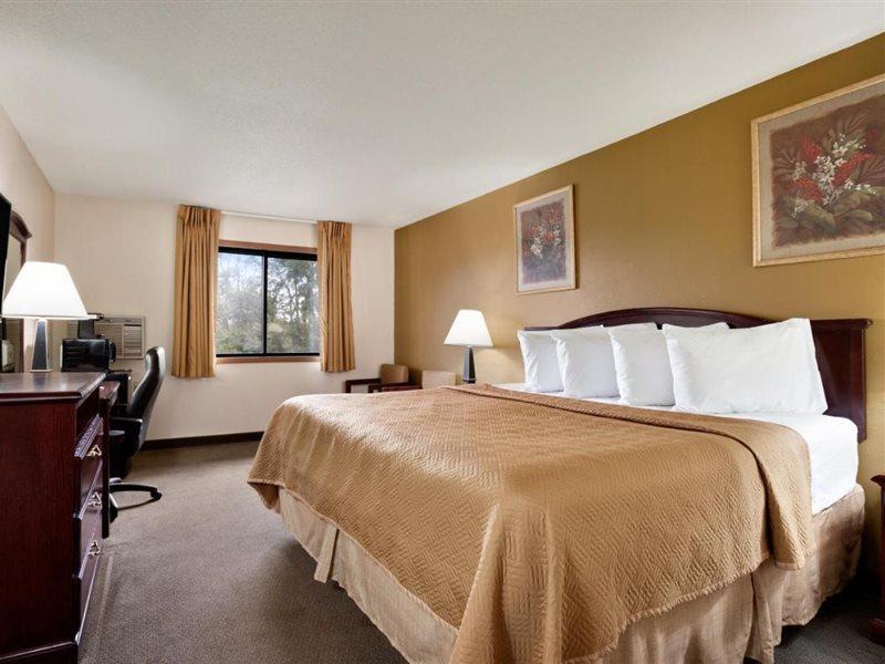 Travelodge By Wyndham La Porte/Michigan City Area Luaran gambar