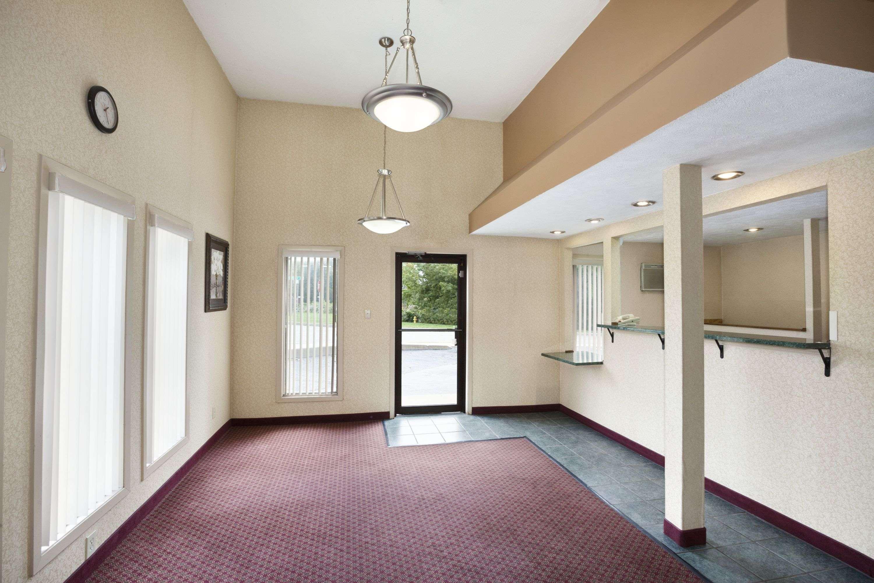 Travelodge By Wyndham La Porte/Michigan City Area Luaran gambar