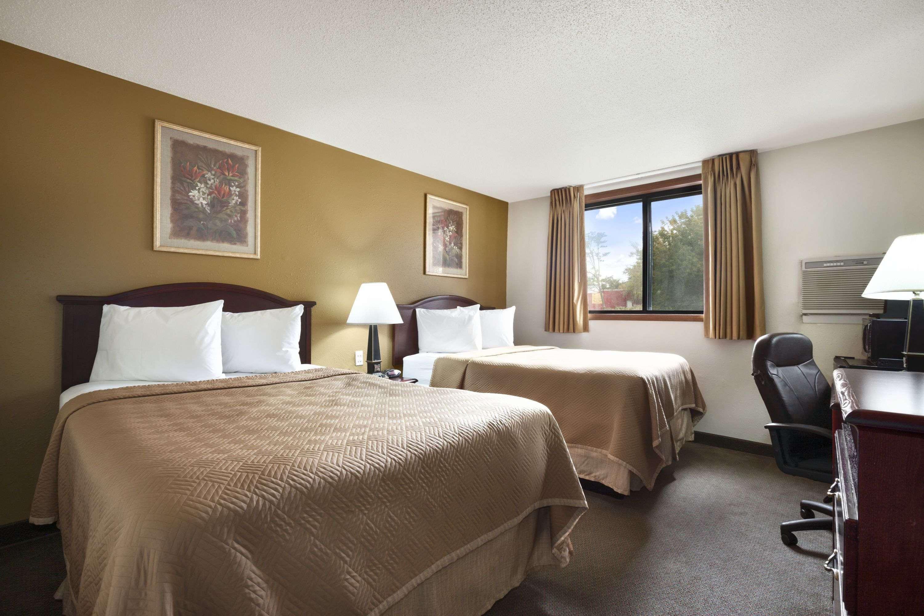 Travelodge By Wyndham La Porte/Michigan City Area Luaran gambar